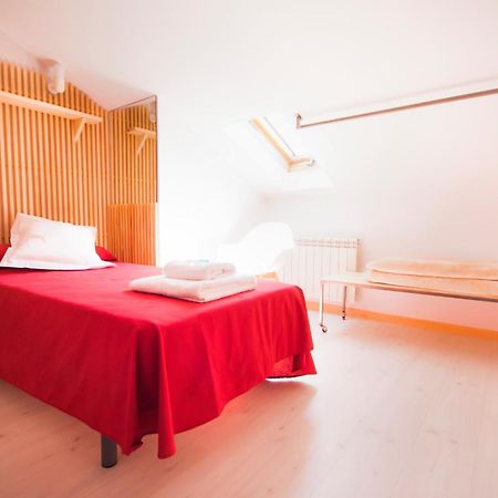 Pension Restaurante Casa Camino ปาลัสเดเรย์ ภายนอก รูปภาพ