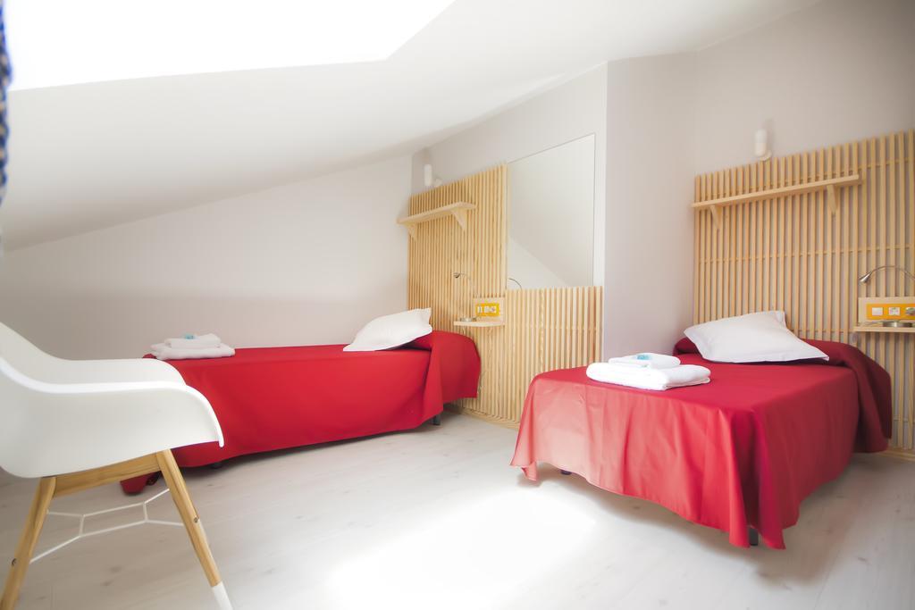 Pension Restaurante Casa Camino ปาลัสเดเรย์ ภายนอก รูปภาพ