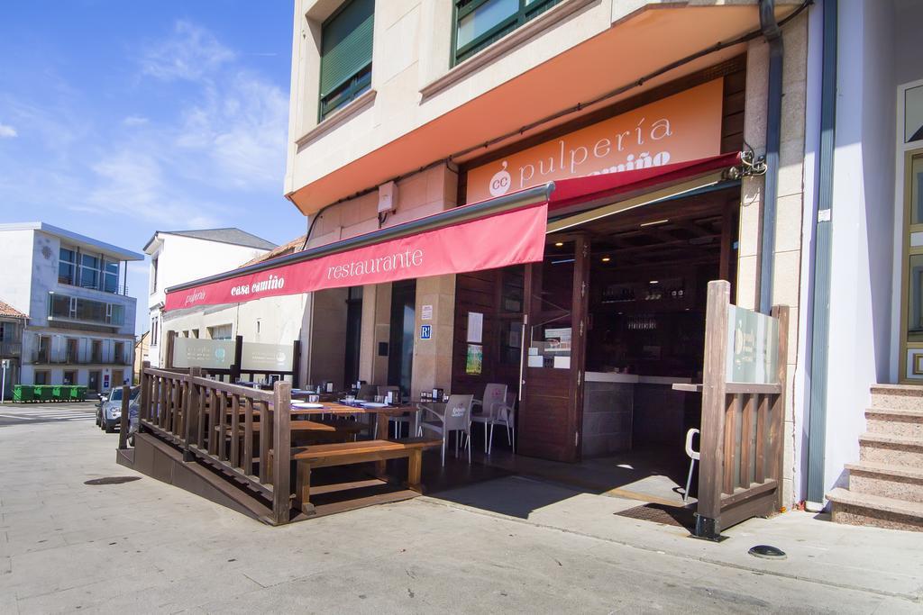 Pension Restaurante Casa Camino ปาลัสเดเรย์ ภายนอก รูปภาพ