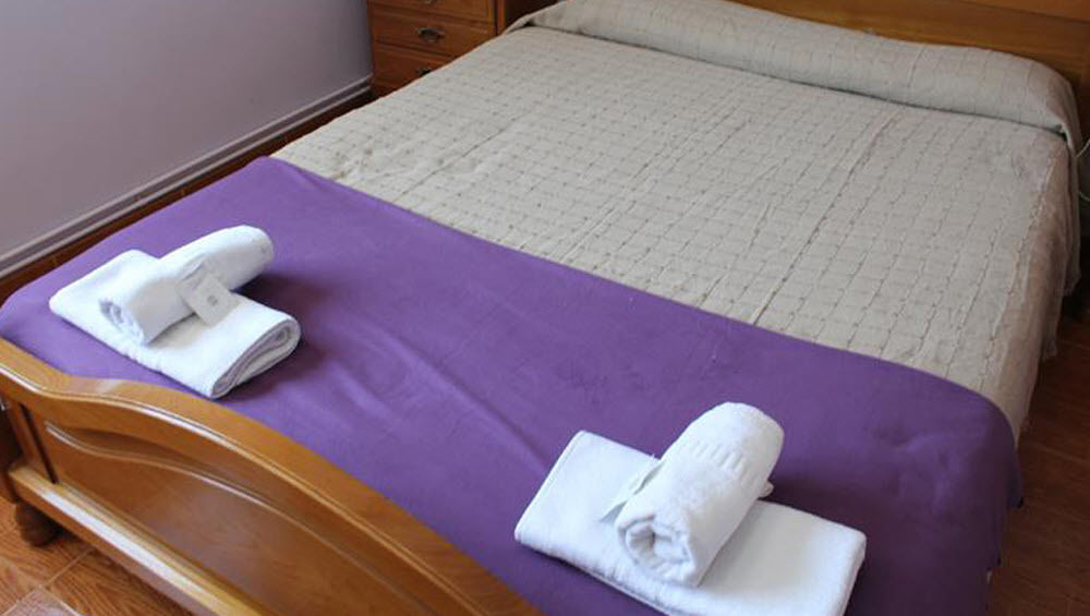 Pension Restaurante Casa Camino ปาลัสเดเรย์ ภายนอก รูปภาพ