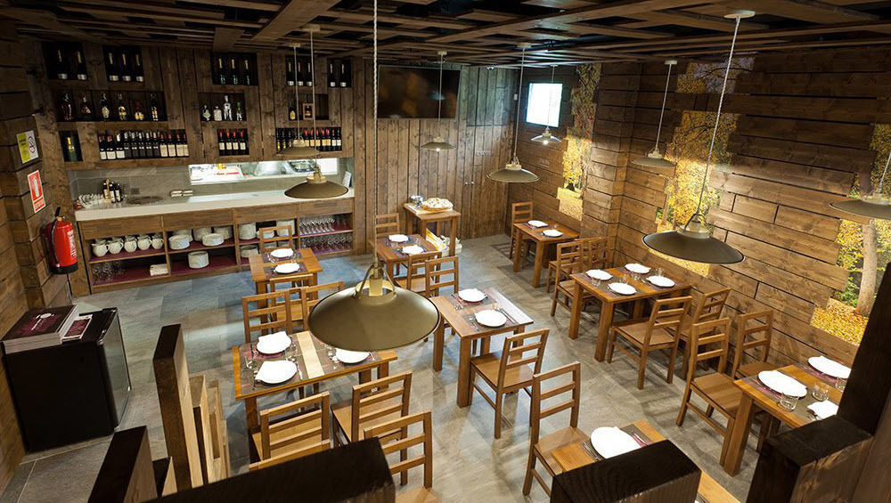 Pension Restaurante Casa Camino ปาลัสเดเรย์ ภายนอก รูปภาพ