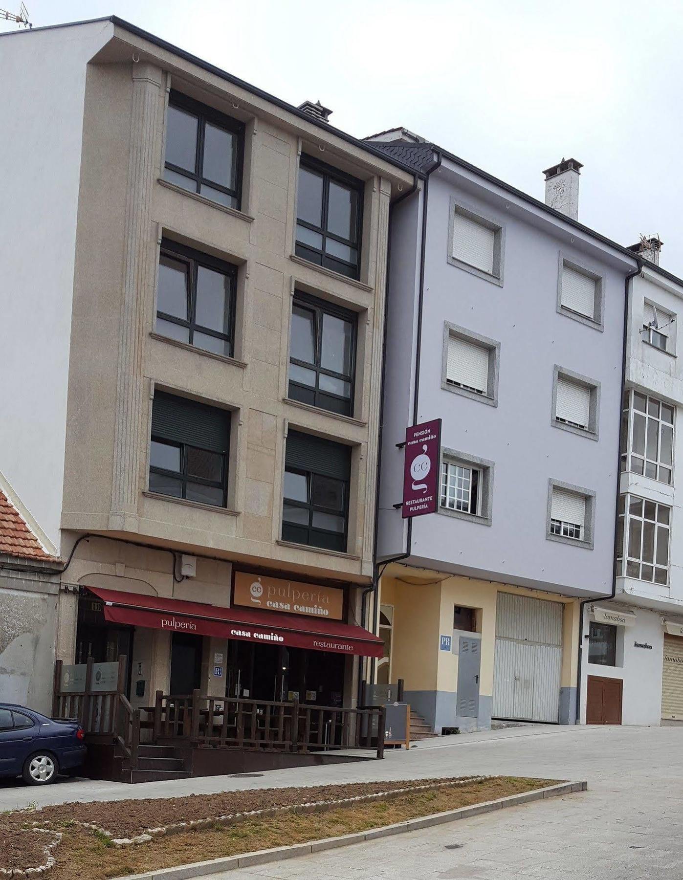 Pension Restaurante Casa Camino ปาลัสเดเรย์ ภายนอก รูปภาพ